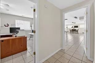 676 Persimmon St, Dekalb, IL 60115 - Photo 17