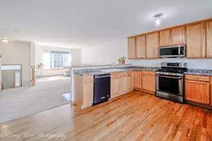 497 E Willow St, Elburn, IL 60119 - Photo 9