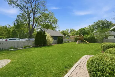 715 Oregon Avenue, West Dundee, IL 60118 - Photo 29