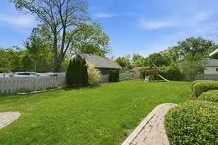 715 Oregon Ave, West Dundee, IL 60118 - Photo 29