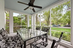 2311 Park Pl, Evanston, IL 60201 - Photo 7