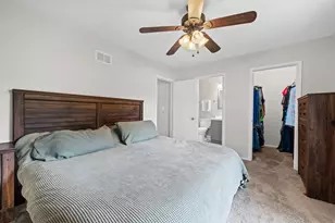 985 Brower Dr, Roselle, IL 60172 - Photo 9
