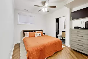 669 N Peoria St, Chicago, IL 60642 - Photo 9