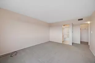 141 N La Grange Rd, La Grange, IL 60525 - Photo 13