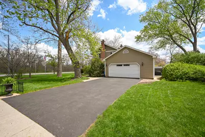273 Geneva Road, Glen Ellyn, IL 60137 - Photo 3