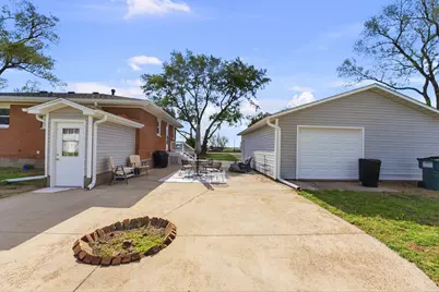 3219 265th Street N, Hinsdale, IL 61257 - Photo 5