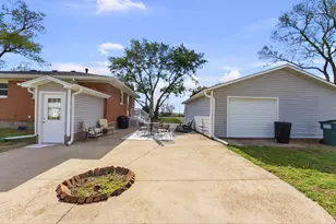 3219 265th St N, Hinsdale, IL 61257 - Photo 5