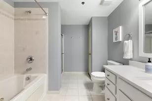 2240 S Grace St, Lombard, IL 60148 - Photo 13