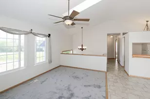 2232 Dawson Ln, Algonquin, IL 60102 - Photo 7