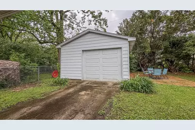 1001 E Burkwood Drive, Urbana, IL 61801 - Photo 27