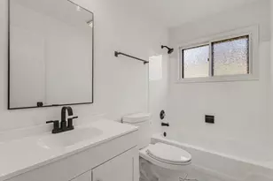 151 S Ruga Ct, Addison, IL 60101 - Photo 13