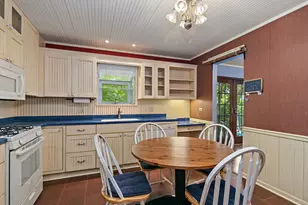 2 Summit Ave, East Dundee, IL 60118 - Photo 13