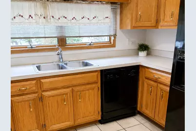 8125 S Prairie Park Place, Chicago, IL 60619 - Photo 19