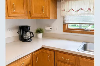 8125 S Prairie Park Place, Chicago, IL 60619 - Photo 23