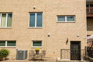8125 S Prairie Park Pl, Chicago, IL 60619 - Photo 49