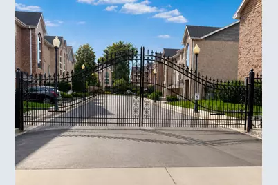 8125 S Prairie Park Place, Chicago, IL 60619 - Photo 1