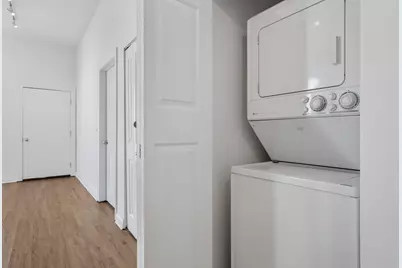 230 W Division Street #1408, Chicago, IL 60610 - Photo 15