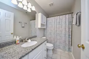 1140 Lakewood Cir, Naperville, IL 60540 - Photo 17