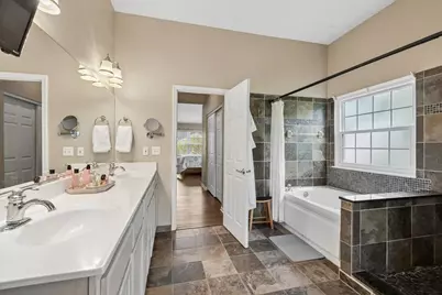 29675 N Environ Circle, Lake Bluff, IL 60044 - Photo 19