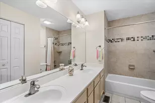 29675 N Environ Cir, Lake Bluff, IL 60044 - Photo 23