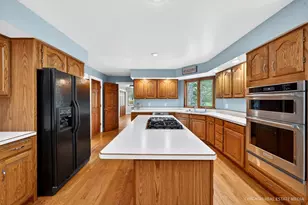 676 Old Westbury Rd, Crystal Lake, IL 60012 - Photo 19