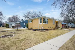 18547 Lexington Ave, Homewood, IL 60430 - Photo 3