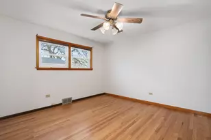 18547 Lexington Ave, Homewood, IL 60430 - Photo 15