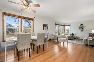 18547 Lexington Ave, Homewood, IL 60430 - Photo 5