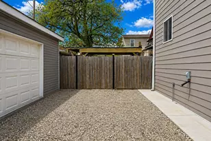 5415 W Rice St, Chicago, IL 60651 - Photo 37
