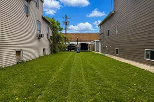5415 W Rice St, Chicago, IL 60651 - Photo 5