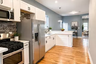 5415 W Rice St, Chicago, IL 60651 - Photo 11