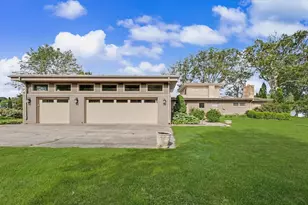 448 Wolfe Dr, Loda, IL 60948 - Photo 3