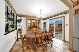 10732 S Meadow Ln, Palos Hills, IL 60465 - Photo 7