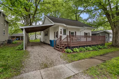 702 E Lincoln Street, Monticello, IL 61856 - Photo 3