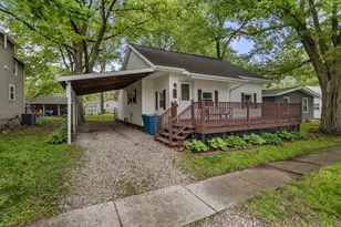 702 E Lincoln St, Monticello, IL 61856 - Photo 3