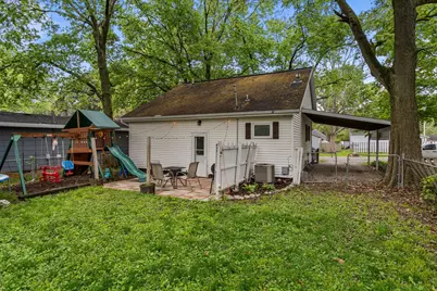 702 E Lincoln Street, Monticello, IL 61856 - Photo 27