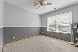 2814 Impressions Dr, Lake in the Hills, IL 60156 - Photo 19