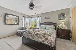 2814 Impressions Dr, Lake in the Hills, IL 60156 - Photo 15