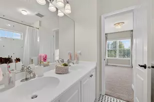 12 Wood Oaks Dr, South Barrington, IL 60010 - Photo 57