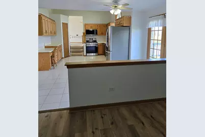 8413 Brookside Glen Drive, Tinley Park, IL 60487 - Photo 3