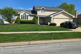 8413 Brookside Gln Dr, Tinley Park, IL 60487 - Photo 1