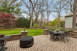 1105 Portsmouth Cir, Gurnee, IL 60031 - Photo 5
