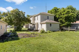 209 E Griggs St, Mansfield, IL 61854 - Photo 27