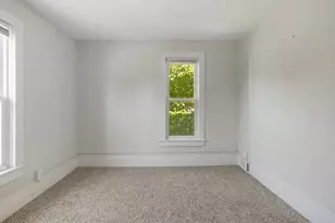 209 E Griggs St, Mansfield, IL 61854 - Photo 25