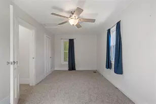 209 E Griggs St, Mansfield, IL 61854 - Photo 19