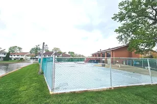 3000 Bayside Dr, Palatine, IL 60074 - Photo 21
