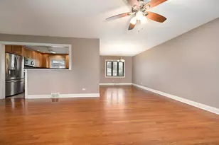 401 Forest Preserve Dr, Wood Dale, IL 60191 - Photo 3
