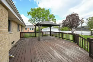 401 Forest Preserve Dr, Wood Dale, IL 60191 - Photo 17