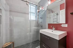 927 Hinman Ave, Evanston, IL 60202 - Photo 13