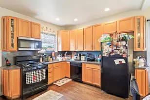 617 Hirsch Ave, Calumet City, IL 60409 - Photo 5